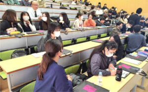 大学の講義体験や交流を通して学問の魅力を知り、進路意識と学習意欲を高めること